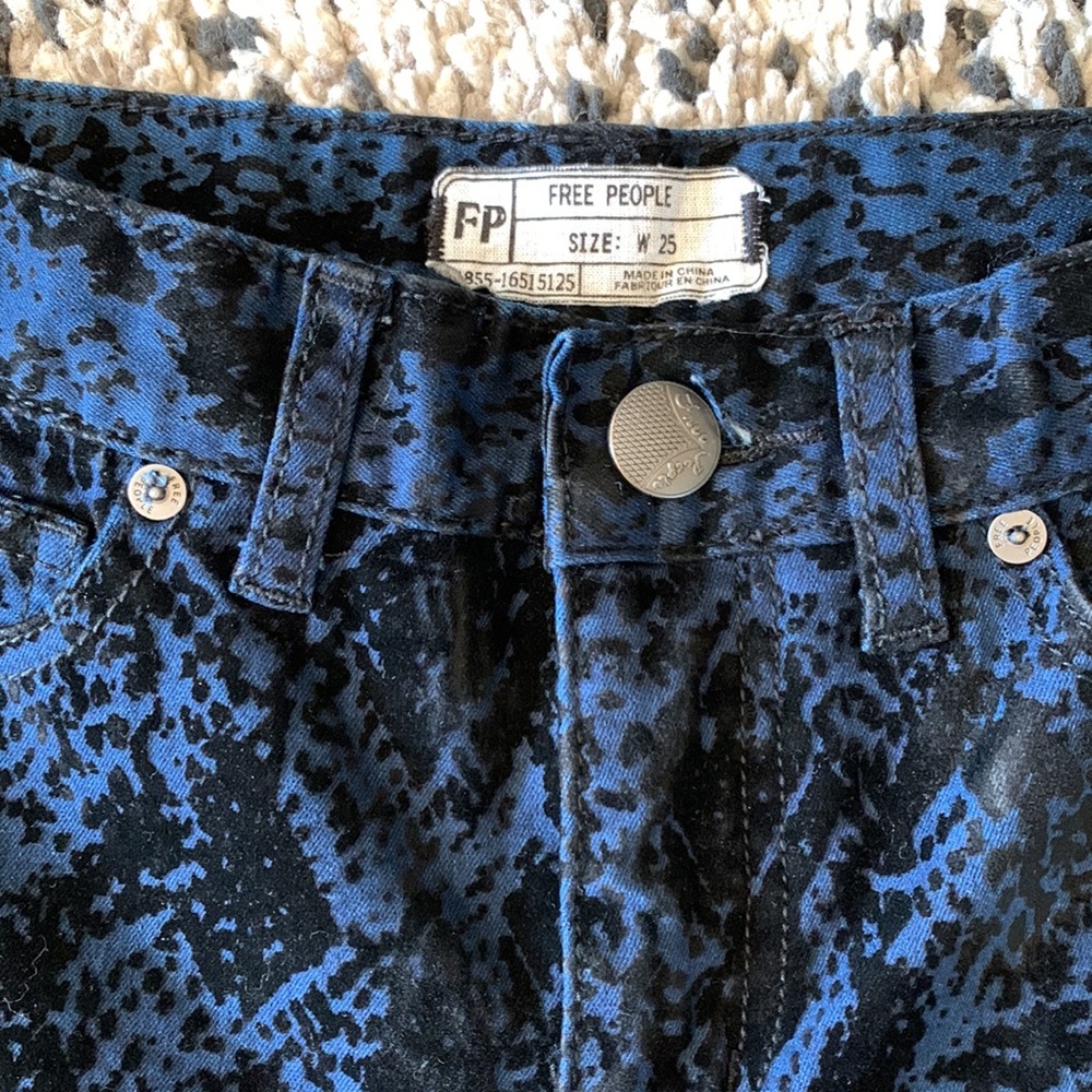 Free People Textured Pants Blue Black Boho Straight Leg Stretch Women’s Size 25 - Picture 5 of 12